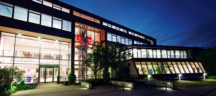 FOM Hochschule füe Oekonomie & Management FOM Hochschule füe Oekonomie & Management