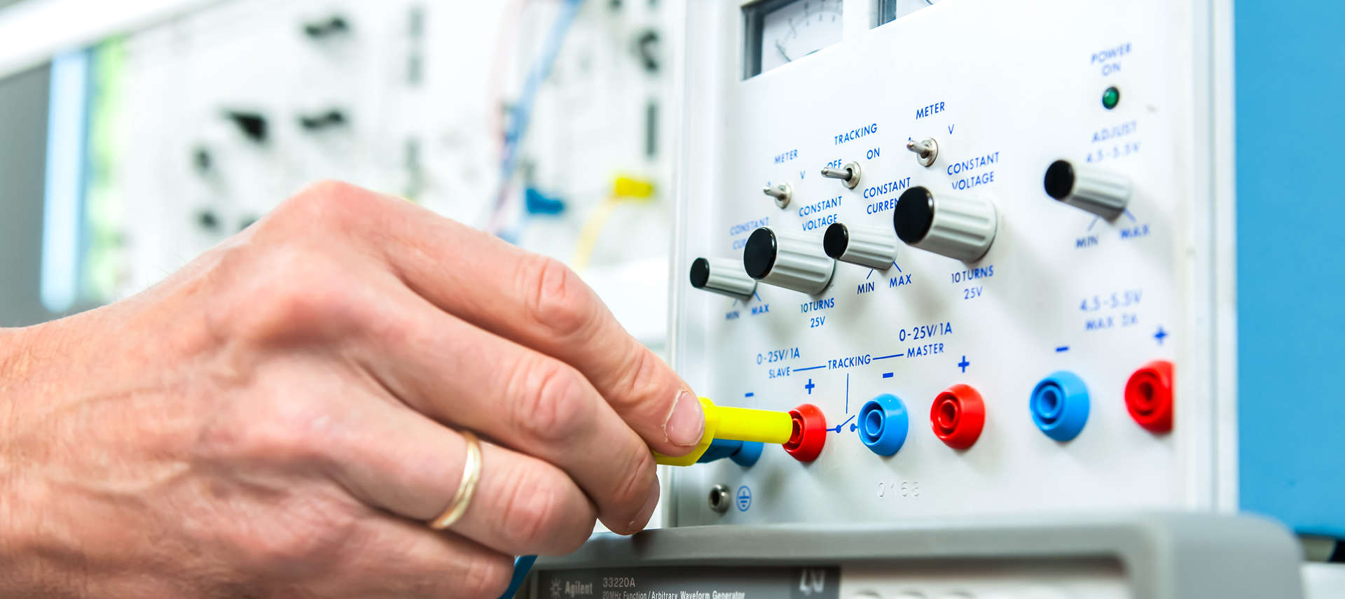 web_2020_ElectricalEngineering_HAN.jpg web_2020_ElectricalEngineering_HAN.jpg